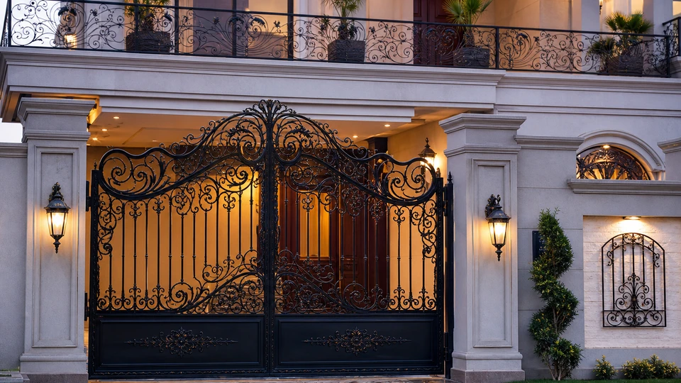 Iron & Metal Work — Bin Sadiq Construction Lahore
